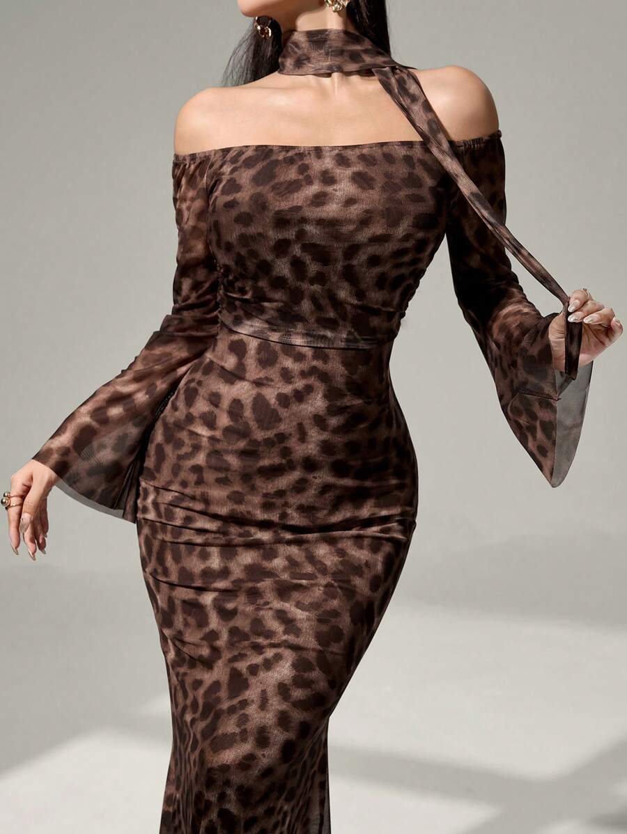 Modelyn 豹纹印花网眼长袖露肩休闲度假连衣裙长款女士装长款晚礼服