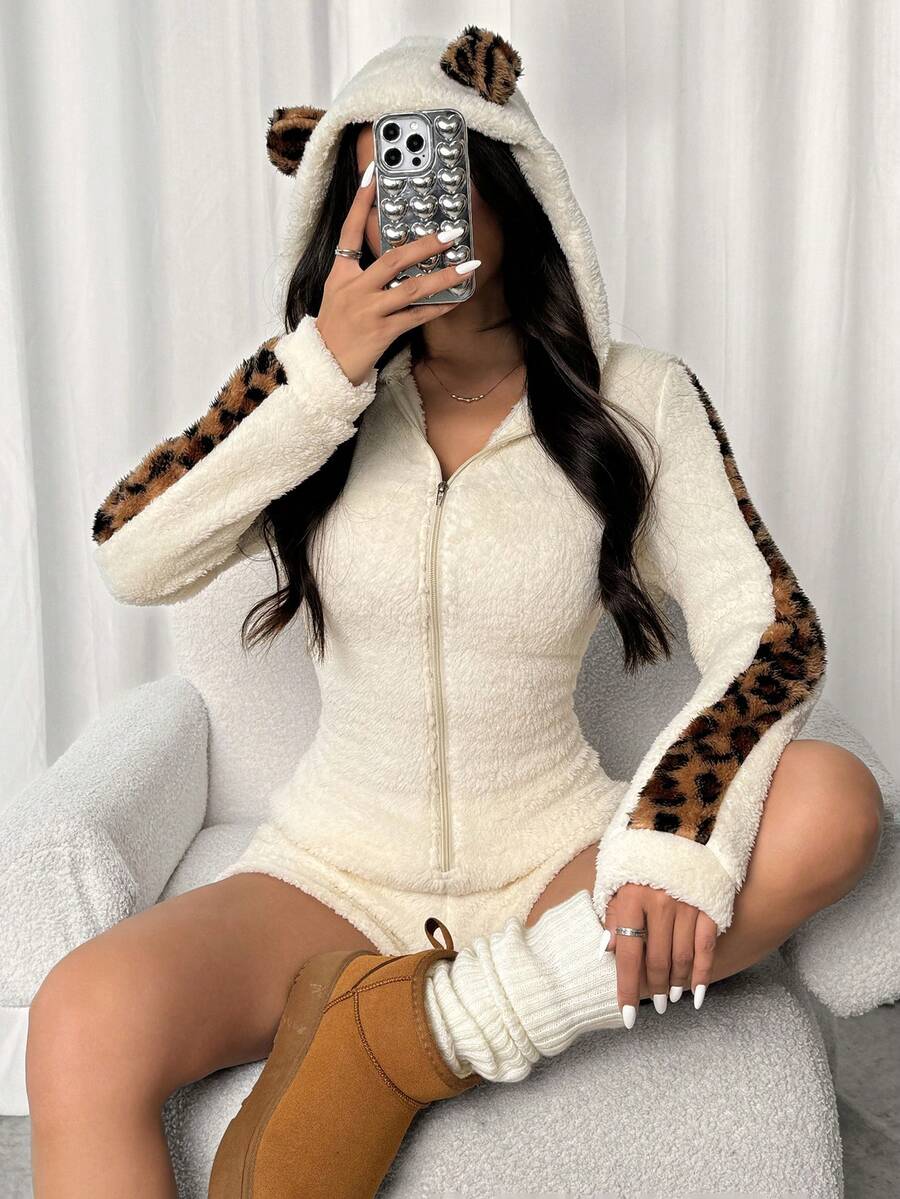 Muchica Mono/Mono con capucha, manga larga y decoración de orejas esponjosas - Beis - Ver 1