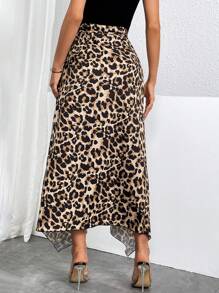 SHEIN Privé Falda envolvente asimétrica con anudado, de cintura alta con estampado de leopardo, para mujeres de talla grande - Multicolor - Ver 2