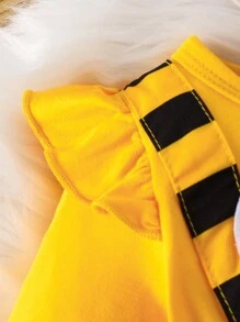 SHEIN Conjunto elegante para bebé niña con body con volantes estampado de abeja adorable y diadema a rayas - Amarillo - Ver 3