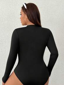 SHEIN EZwear Plus Size Crew Neck Long Sleeve Form-Fitting Elegant And Sweet Charming Fashion Bodysuit, For Winter