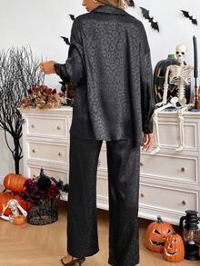 SHEIN LUNE Bộ 2 áo sơ mi họa tiết da báo Jacquard màu tối rộng rãi cho nữ và quần ống rộng, thích hợp cho lễ Halloween - màu đen - Xem 2