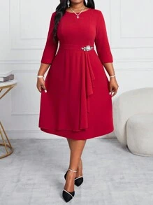 SHEIN Lady 新款优雅复古喇叭袖披肩 A 字裙、圣诞派对晚礼服，适合婚礼宾客、伴娘、秋冬季 - 紅色 - 查看 4