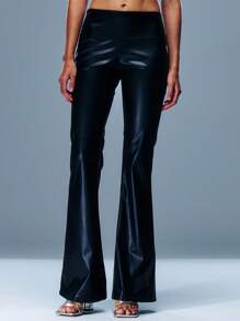 TypaGal Pantalones acampanados de talle bajo, slim de poliuretano negro
