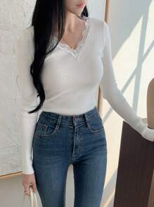 DAZY Áo len dài tay ôm sát cổ chữ V phối ren tương phản dành cho nữ mùa thu - trắng - Xem 3