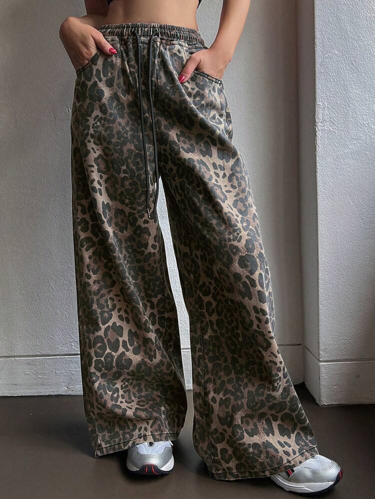 Women's Waistline Tailored Leopard Print Straight Leg Jeans Cheetah Print
