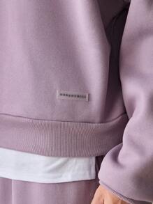 Manfinity RebelGame 2 件套男士时尚休闲宽松套头连帽衫运动衫和松紧腰直筒裤运动服套装 - 紫色 - 查看 7