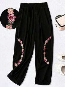 SHEIN LUNE Plus Size Casual Embroidered Pants With Ditsy Floral Pattern Fall Cloth For Women - Black - View 1