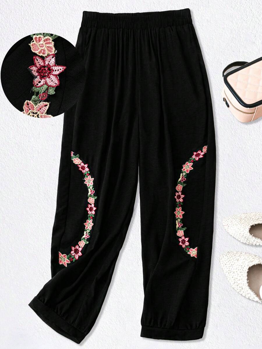SHEIN LUNE Plus Size Casual Embroidered Pants With Ditsy Floral Pattern Fall Cloth For Women - Black - View 1