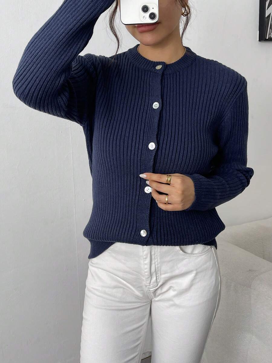 Chiquease 女士圆领纽扣长袖纯色休闲宽松舒适开衫 - 藏蓝色 - 查看 1