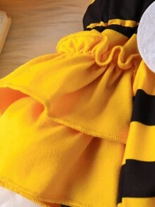 SHEIN Conjunto elegante para bebé niña con body con volantes estampado de abeja adorable y diadema a rayas - Amarillo - Ver 6