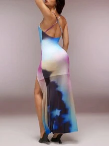 SHEIN Unity Vestido ajustado con abertura frontal, tirantes cruzados y espalda descubierta con estampado degradado para mujer, vestido de graduación - Multicolor - Ver 2