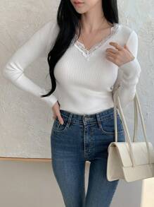 DAZY Áo len dài tay ôm sát cổ chữ V phối ren tương phản dành cho nữ mùa thu - trắng - Xem 6