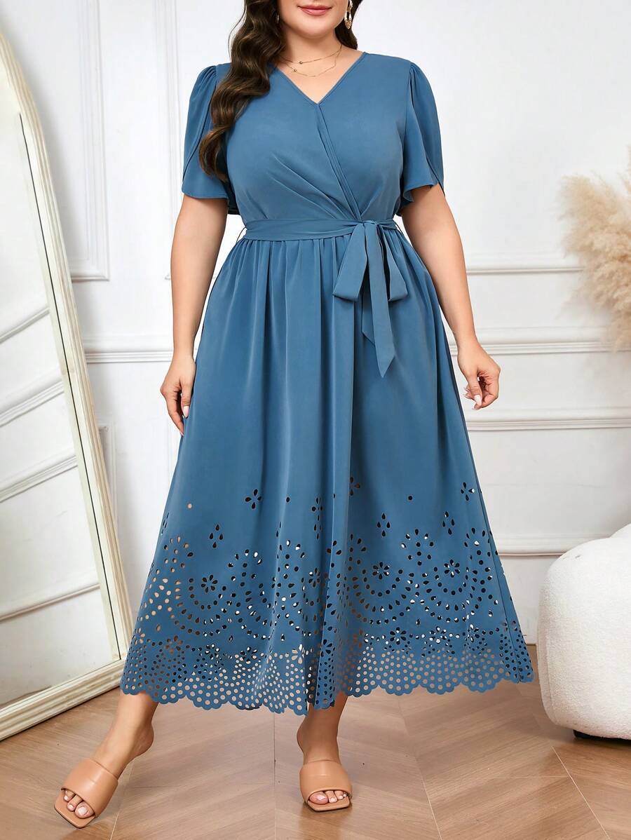 Modelyn Plus Size V-Neck Half Sleeve Waist Tie Pleated Elegant Dress - Blue - View 1