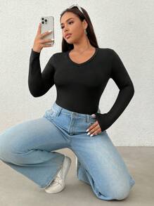 SHEIN EZwear Plus Size Crew Neck Long Sleeve Form-Fitting Elegant And Sweet Charming Fashion Bodysuit, For Winter