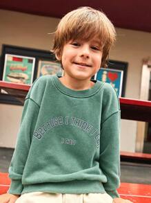 SHEIN 年轻男孩绿色字母印花复古罗纹圆领运动衫，户外室内休闲装