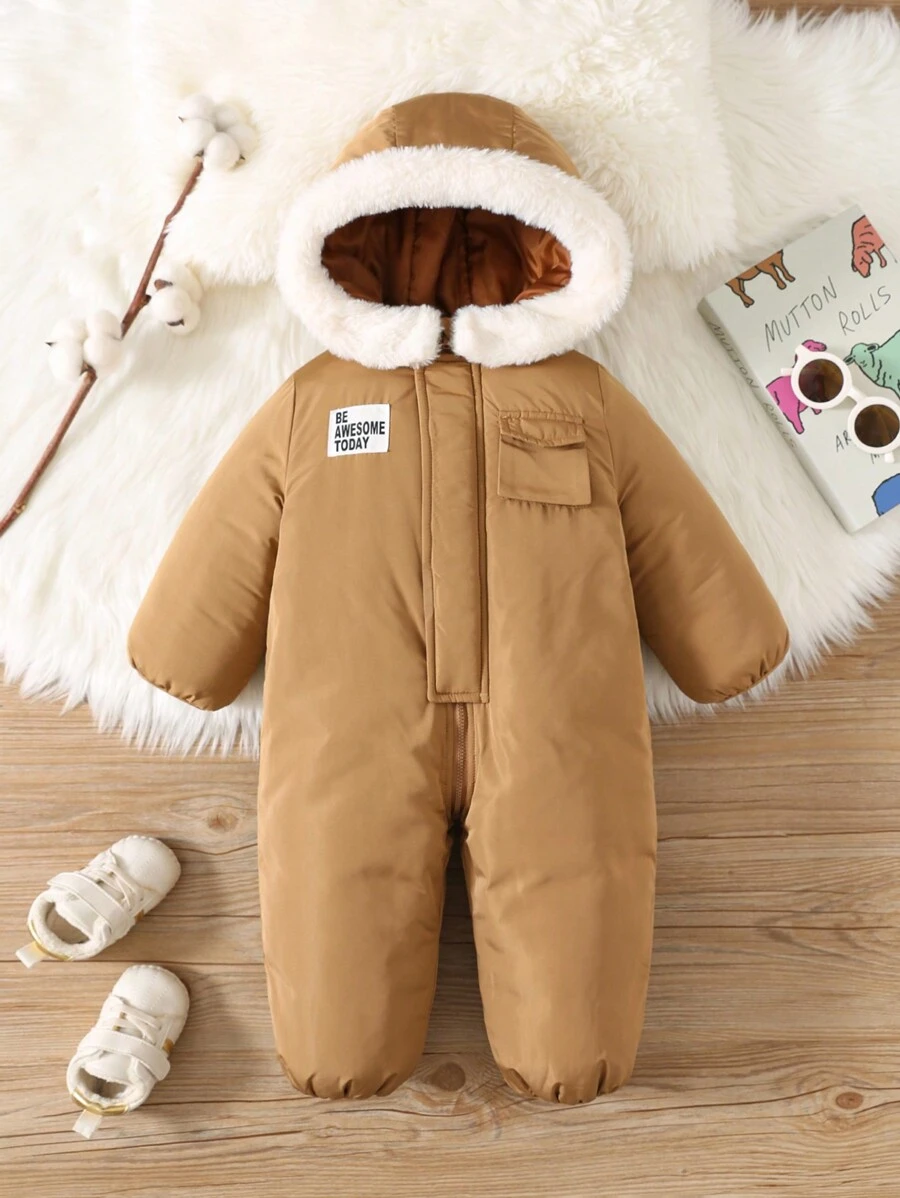 SHEIN 新生儿男女宝宝加厚保暖抓绒连帽连体衣，字母拼接设计，适合秋冬季户外活动和滑雪 - 彩色 - 查看 1