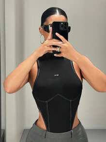 SHEIN ICON 女款 Y2k 夏季运动时尚金属字母无袖黑色紧身衣 - 黑色 - 查看 1