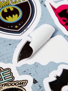 Batman X ROMWE Calcomanías de pared con personajes de dibujos animados y patrones de letras, pegatinas para renovación de paneles de pared, papel tapiz, artículos de decoración de primavera para refrescar tu hogar - Multicolor - Ver 4