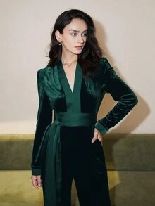Women V-Neck Long Sleeve Velvet Cinched Waist Elegant Old Money Style Jumpsuit, Business Casual & Vacation Outfits