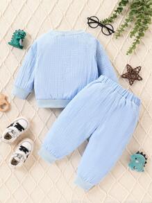 SHEIN 男婴/女婴新款春秋简约运动裤和长袖套装，男婴圆领插肩袖运动衫和裤子套装，韩式休闲透气四季服装，独特口袋设计柔软舒适耐穿裤子，柔软舒适亲肤纯色休闲婴儿服装，优质梭织面料 - 藍色 - 查看 2