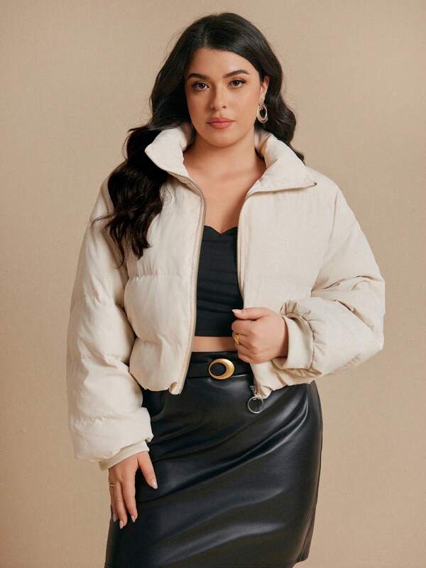 Elaquor Plus Size Women's Solid Color Long-Sleeved Short Casual Autumn And Winter Coat Thick Fluffy Coat Effortlessly Chic Must-Have FW24 Solid Color Simple Daily Long-Sleeved Sweatshirt