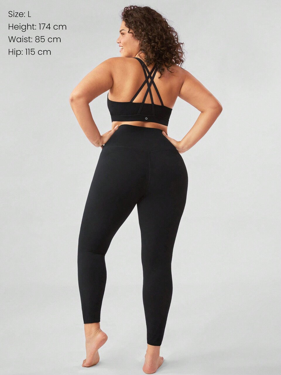 Leggings con vita alta Feather Fit da 26" con tasche, Super High-Waist