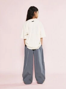 SUMWON Bộ 2 món áo thun tay lỡ dáng rộng vừa vặn cho bé gái tuổi mới lớn có in hình Los Angeles và quần thể thao rộng thùng thình - Nhiều màu - Xem 2