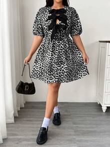 SHEIN EZwear 大码夏季休闲泡泡袖豹纹蝴蝶结腰连衣裙 - 灰色 - 查看 1
