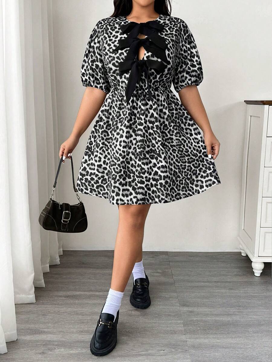 SHEIN EZwear 大码夏季休闲泡泡袖豹纹蝴蝶结腰连衣裙 - 灰色 - 查看 1