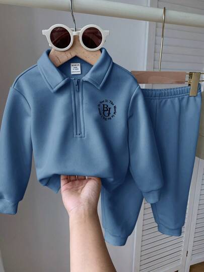SHEIN Leap Crew 2 件装男婴字母印花翻领按扣式运动衫和裤子套装
