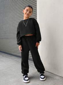 SHEIN 2 件套 Tween 女童宽松复古短款圆领运动衫和纯色运动裤套装 - 黑色 - 查看 4