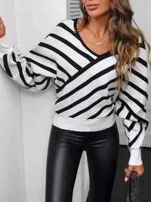 Chiquease Women's Color Block Striped Printed Long Sleeve Pullover Sweater Knit Pullover Fall Winter Outfit - Black and White - View 6