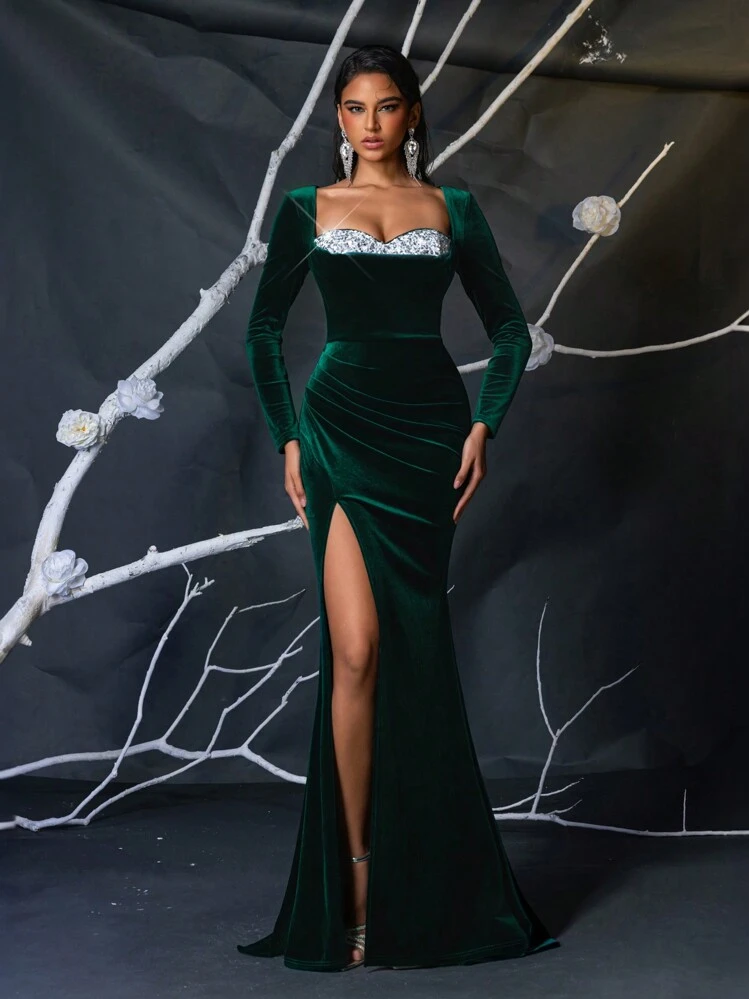 Glamrae Elegant Luxurious Emerald Green Velvet Sequin Ruched Slit Mermaid  Dress With Train, Suitable For Wedding Events, Bachelorette Party,  Holidays, Formal Occasions (Heavily Embellished), Long Sleeve Evening Dress,  For Wedding Guest, Graduation,