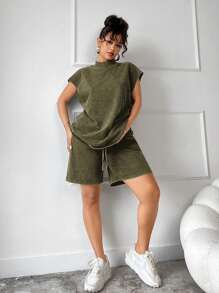 SHEIN SXY 2 piezas Conjunto de sudadera vintage de estilo desgastado y pantalones cortos de pierna ancha de verano, conjunto informal