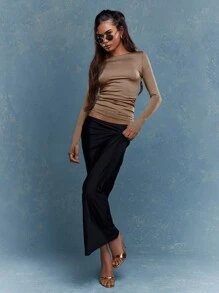 MISSGUIDED Y2K futuristiskt monterad båthals långärmad T-shirt - Brun - Visa 4