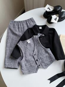 SHEIN 三件套男婴复古英伦风套装：灰色/黑色背心、领结、裤子和黑色衬衫，适合生日派对、圣诞派对、洗礼、一周岁生日庆祝、正式场合、演出和婚礼等场合。 - 灰色 - 查看 7
