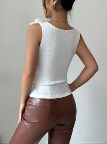 Selianne Áo ba lỗ dệt kim dày cổ vuông họa tiết hoa thường ngày cho nữ - trắng - Xem 2