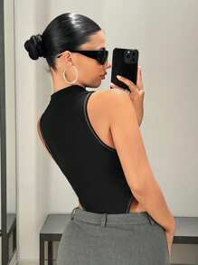 SHEIN ICON 女款 Y2k 夏季运动时尚金属字母无袖黑色紧身衣 - 黑色 - 查看 5