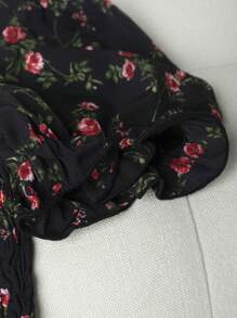 Franclia 女士方领短袖花卉印花衬衫荷叶边上衣 - 黑色 - 查看 4