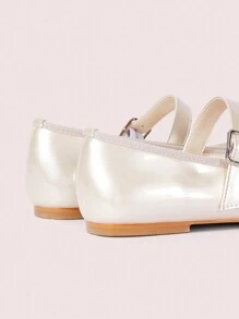 CUCCOO DOLLMOD 女式方头杏色蝴蝶结点缀时尚平底鞋秋季 - 杏色 - 查看 4