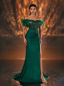 Glamrae 优雅奢华深绿色露肩毛绒袖透明亮片拼布弹力开衩美人鱼礼服正式礼服适合婚礼、派对、毕业典礼、庆典、正式活动（带羽毛袖口的装饰设计）、舞会晚礼服、婚礼宾客、晚宴礼服