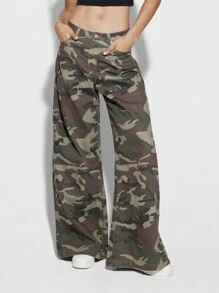 SUMWON WOMEN Street Loose Fit Camo Baggy Trousers