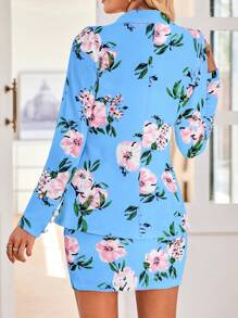 SHEIN Clasi 2pcs/Set Stand Collar Long Sleeve Allover Print Blouse And Mini Skirt Casual Suit - Baby Blue - View 2