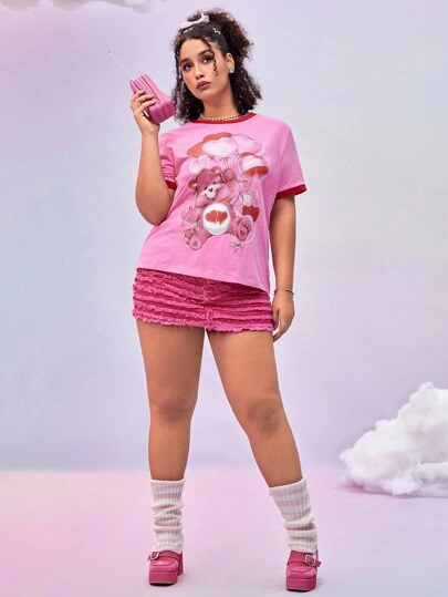 SHEIN X Care Bears Camiseta de talla grande de diseñador con 1 pieza, estampado de oso de dibujos animados con ribete de contraste, para verano, vacaciones, Acción de Gracias, festivales