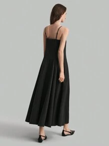 Ontre Black Spaghetti Strap Decor Elegant Pleated Dress Flowy Dress