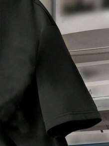 Camiseta casual de manga corta con cuello redondo y estampado gráfico para niños adolescentes - Negro - Ver 4