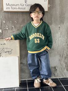 SHEIN 2 piezas Conjunto informal de deportes para niño joven, calle universitaria fresca y linda con sudadera con gráficos de letras y números + pantalones, adecuado para uso diario, escuela, salidas, ejercicio, primavera y otoño