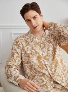 Traje informal de estar en casa con camisa y pantalones de impresión completa con botones para hombre