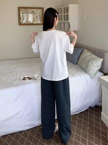 DAZY 2 件套休闲圆领 T 恤和格子裤睡衣套装